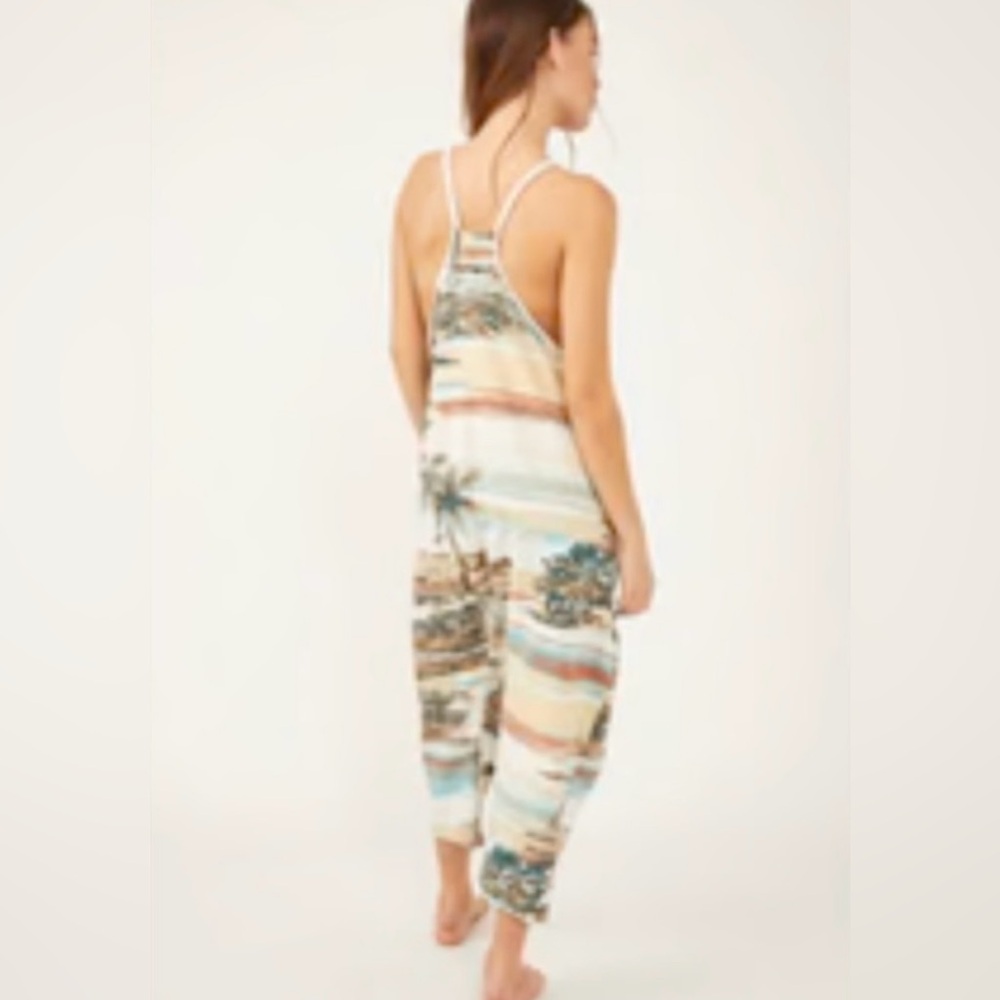 RARE Free People Movement | Hot Shot Printed Onesie | Medium - Picture 3 of 16